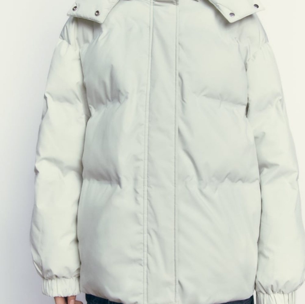 Hooded Jacket - Picture 3 of 6
